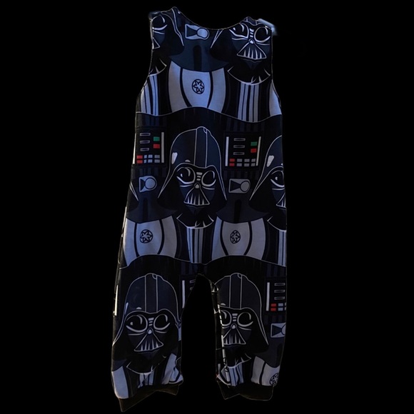 Star Wars Darth Vader Onesie - Picture 2 of 4